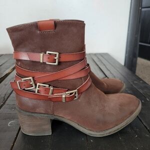 Bullboxer Women's 7 Triumph Cherry Brown Leather Boots Booties Ankle Strap